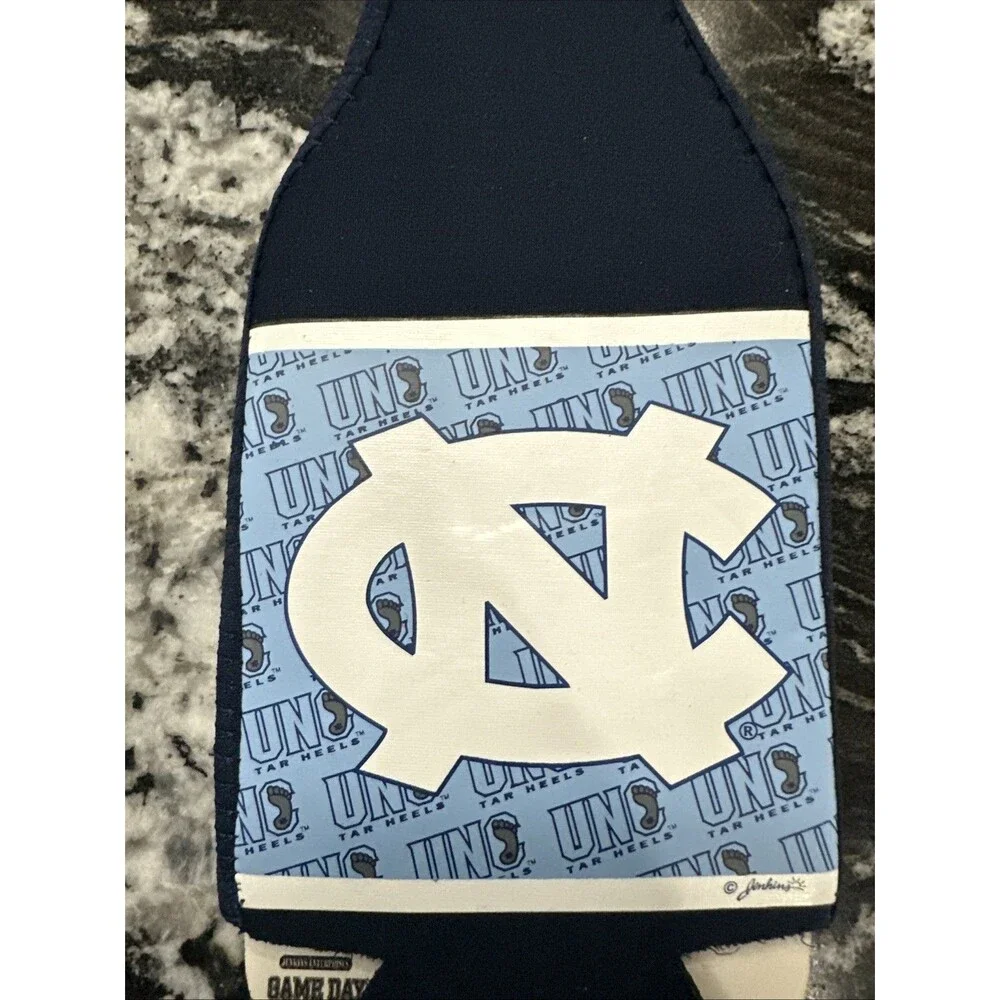 UNC Carolina Tarheels Game Day Outfitters Bottle Coolie Licensed New